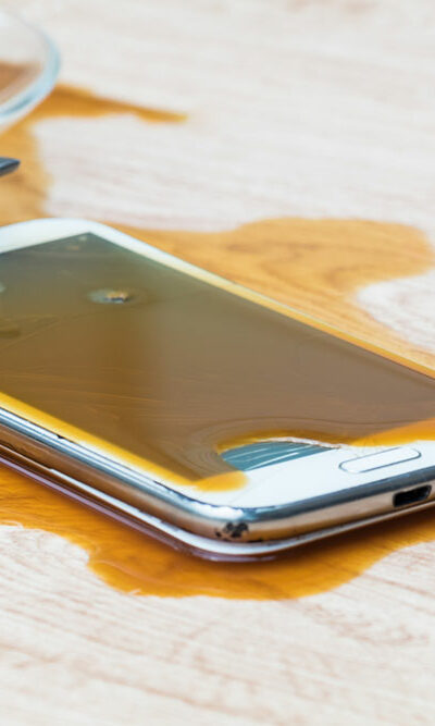 12 common mistakes that can damage one’s smartphone