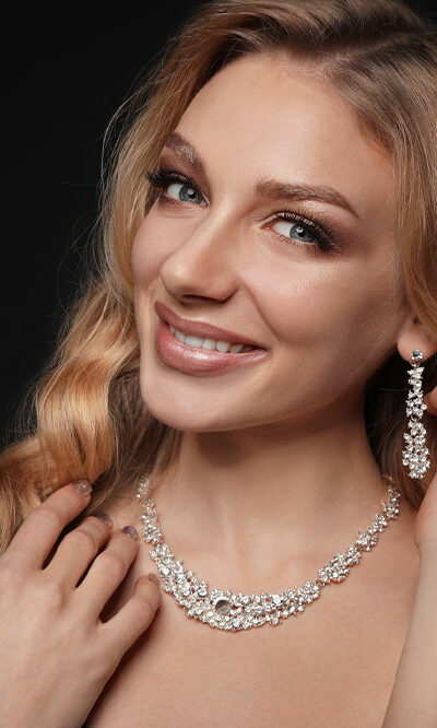 5 classic jewelry pieces for every woman