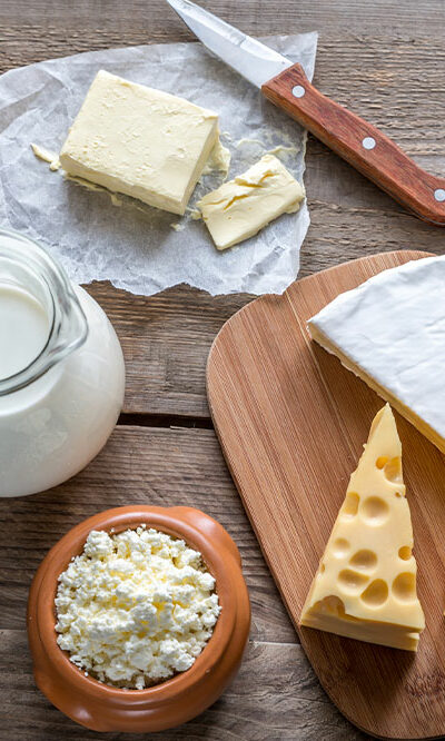 Foods and Beverages to Avoid Before Flying